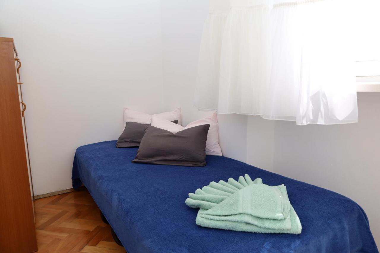 Apartman Dajana Supetar Eksteriør billede
