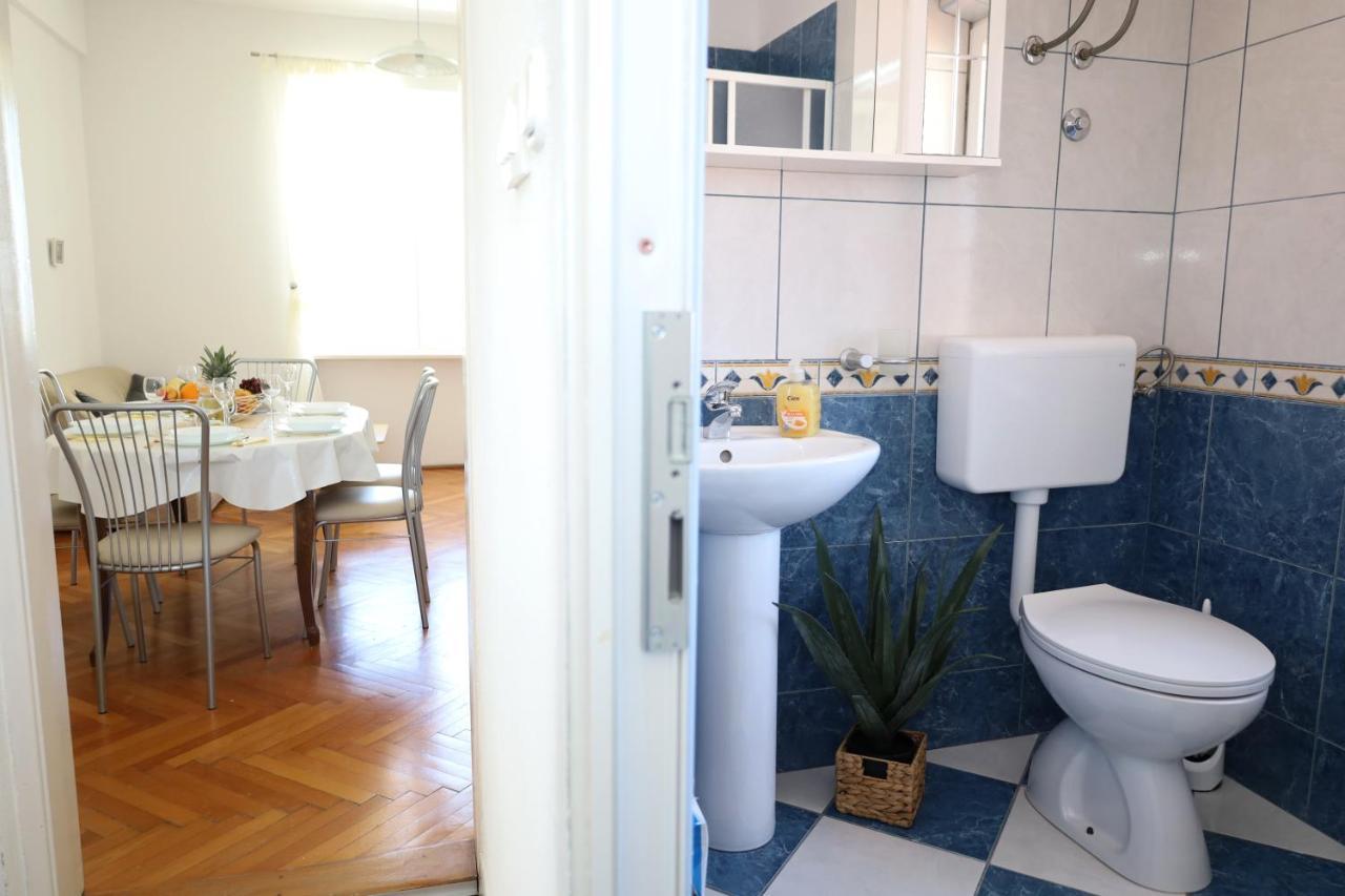 Apartman Dajana Supetar Eksteriør billede